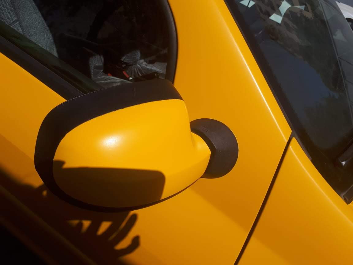 Жидкая резина желтого цвета для такси в Тбилиси