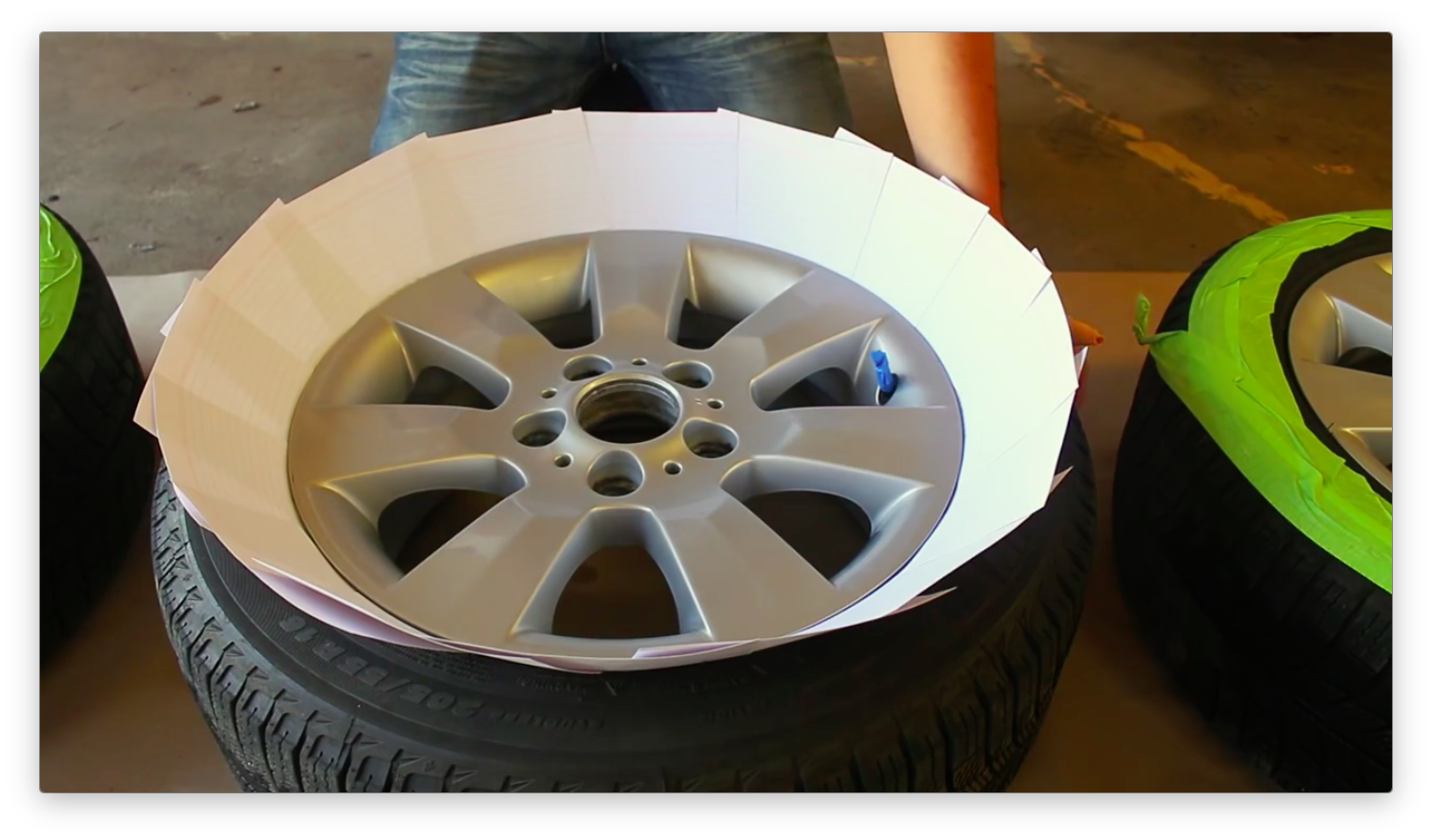 Маскировка автомобильного диска при покраске пластидипом